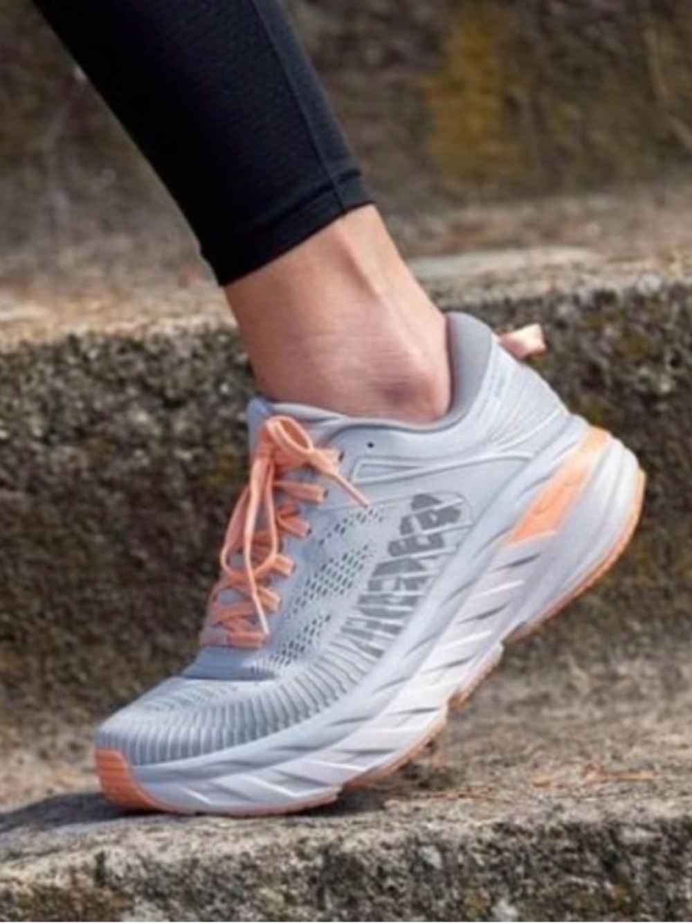 HOKA Women’s $165 Harbor Mist/Sharkskin BONDI 7 Size 7.5 NEW #074